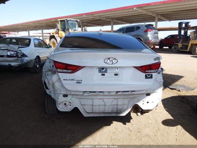 Hyundai ELANTRA Se