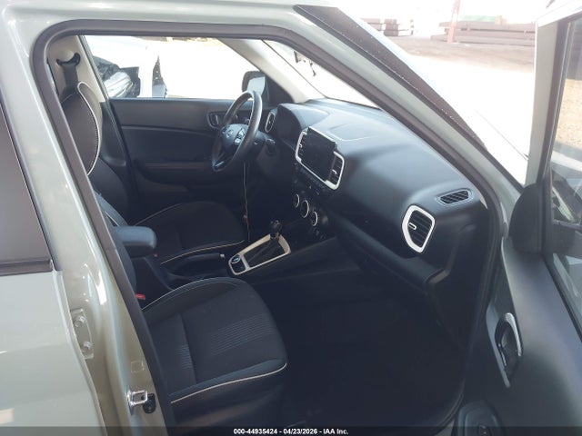 Hyundai VENUE Limited