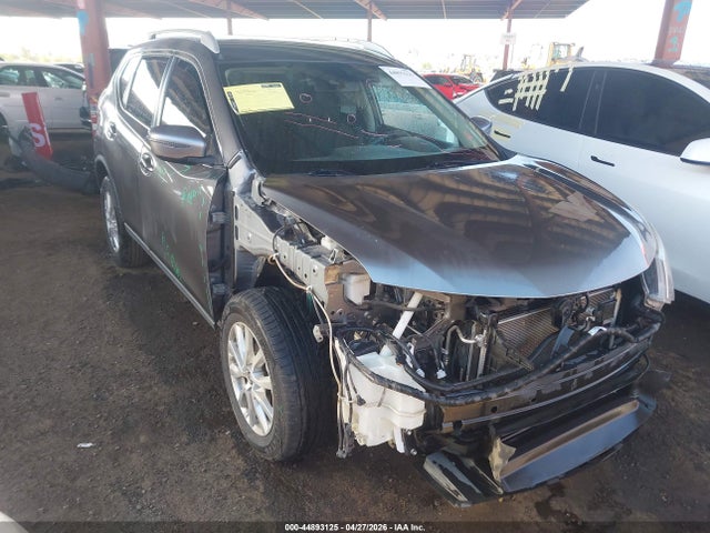 Salvage Nissan Rogue Image