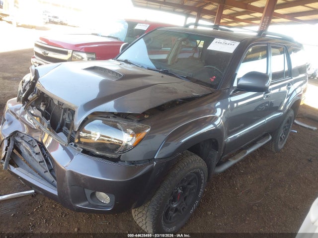 Toyota 4Runner Sport V8