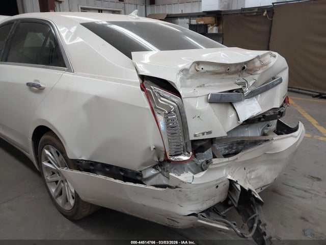 Cadillac CTS Luxury