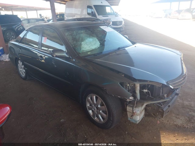 Salvage Toyota Camry Image