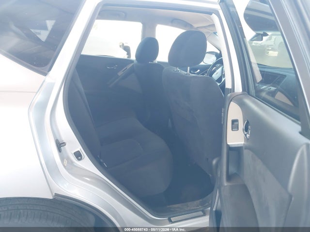 Nissan Murano S