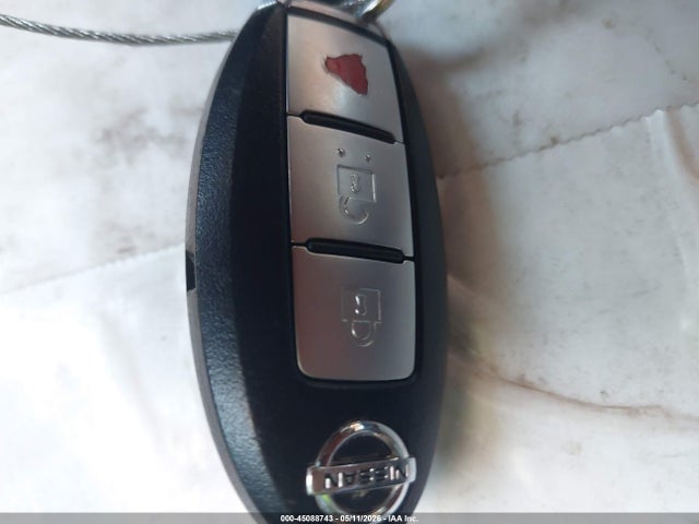 Nissan Murano S