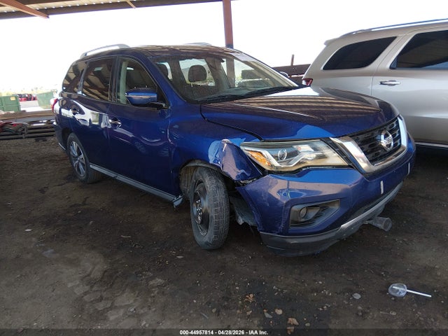 Nissan Pathfinder Sv