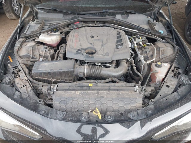 Alfa Romeo Giulia Ti Sport Rwd