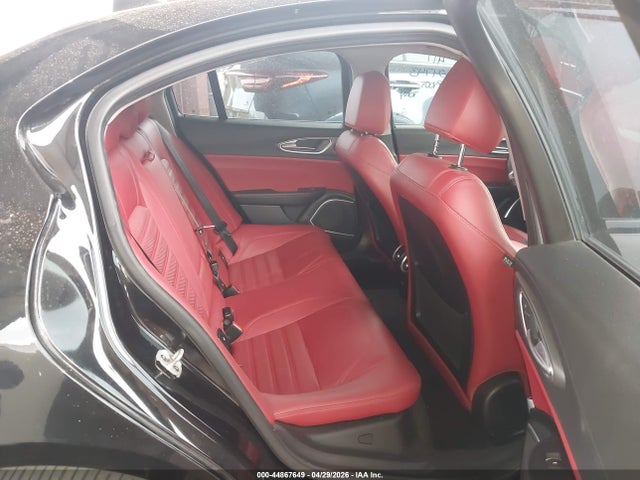 Alfa Romeo Giulia Ti Sport Rwd