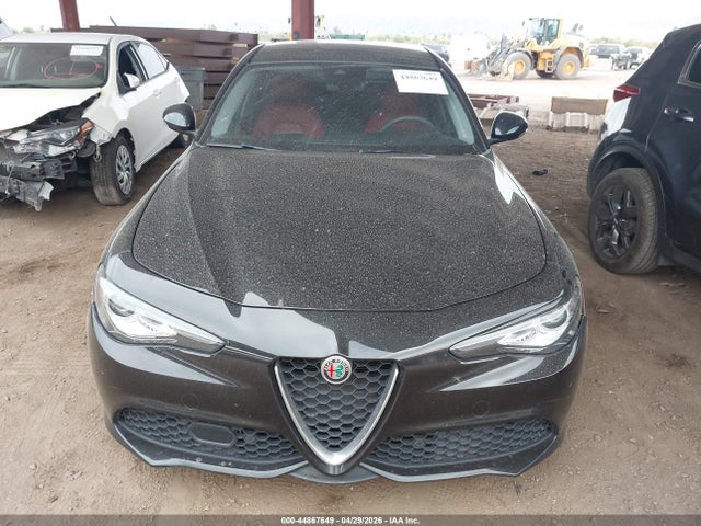 Alfa Romeo Giulia Ti Sport Rwd