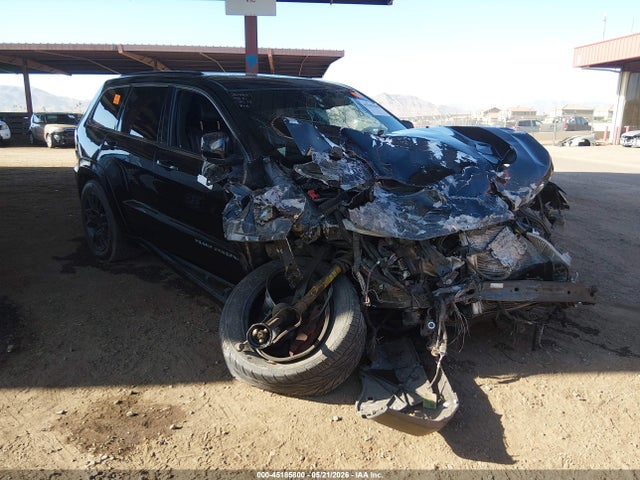 Salvage Jeep Grand Cherokee Image