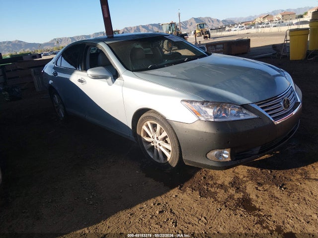 Salvage Lexus Es Image