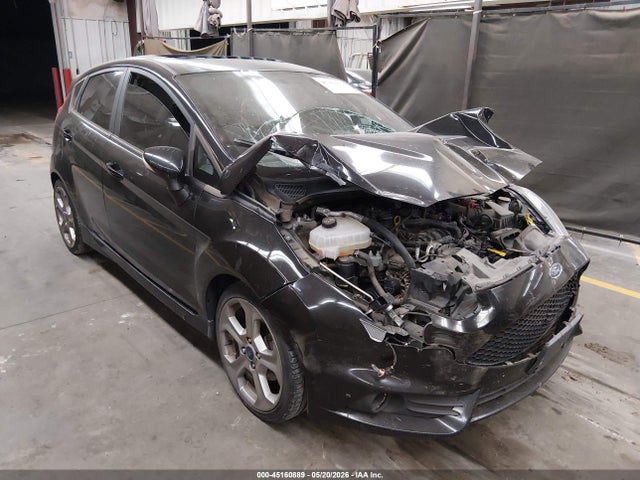Salvage Ford Fiesta Image