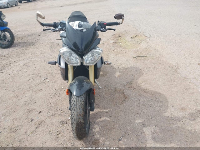 Triumph Street Triple