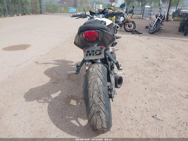 Triumph Street Triple