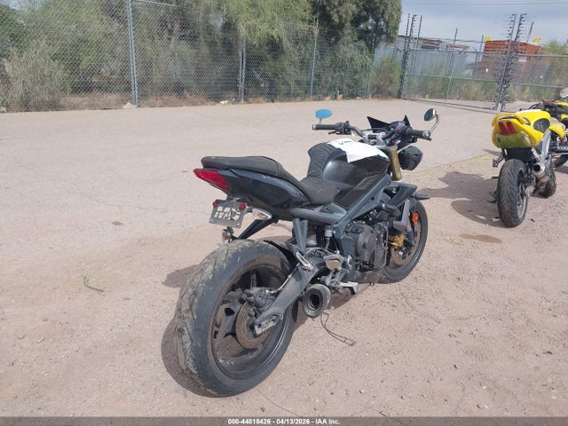 Triumph Street Triple