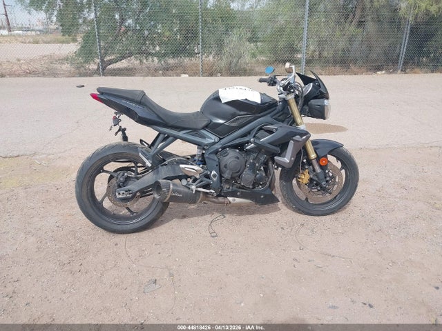 Triumph Street Triple
