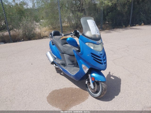 Salvage Kymco Usa Inc Grand Vista Image