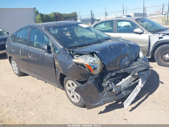 Salvage Toyota Prius Image