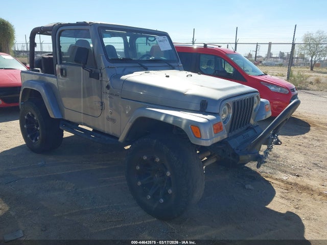 Salvage Jeep Wrangler Image