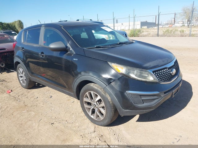 Salvage Kia Sportage Image