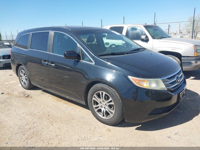Salvage Honda Odyssey Image