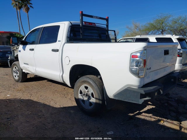 Toyota Tundra Sr5 5.7l V8