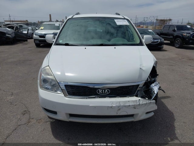 Kia Sedona Lx