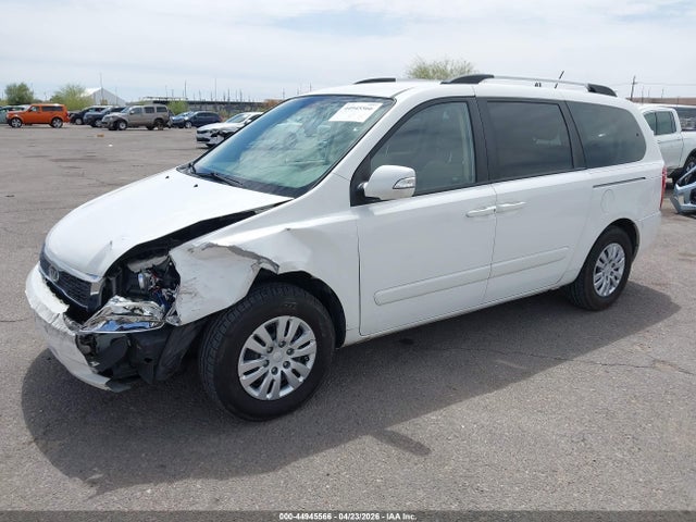 Kia Sedona Lx