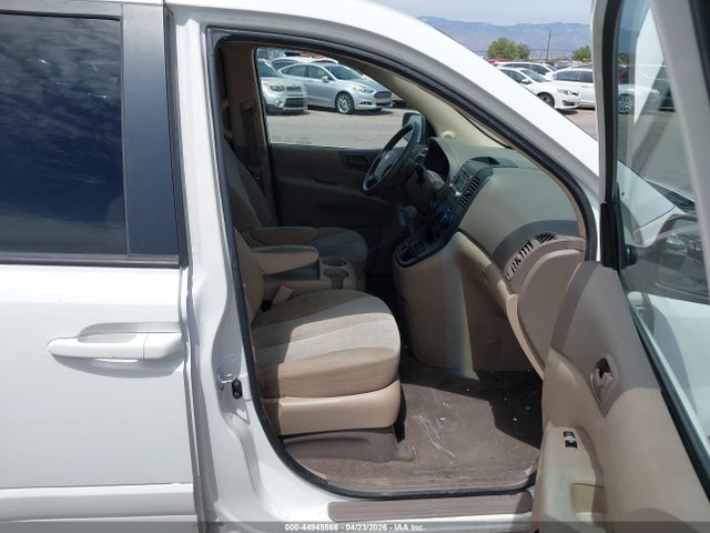 Kia Sedona Lx