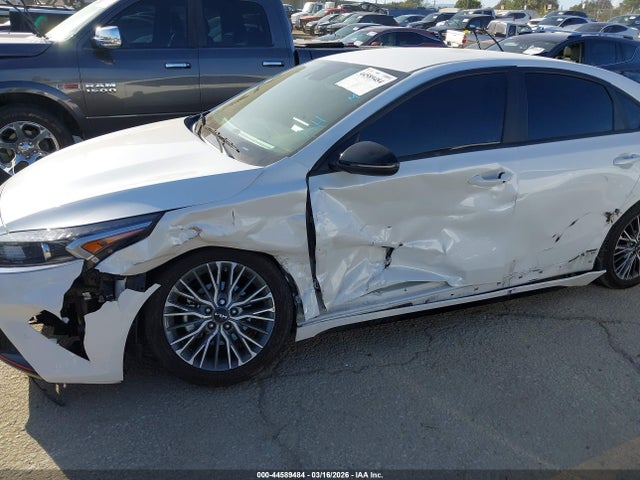 Kia Forte Gt-line