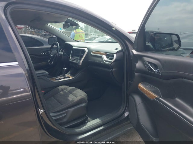 GMC Acadia Sle-1