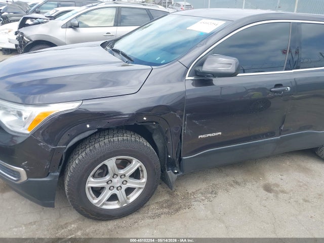 GMC Acadia Sle-1