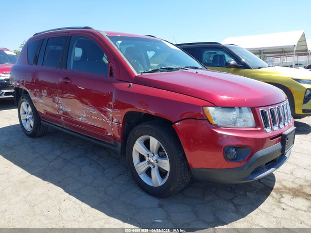 Salvage Jeep Compass Image