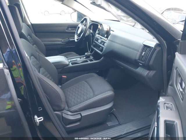 Nissan Pathfinder S Fwd
