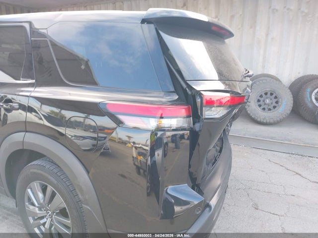Nissan Pathfinder S Fwd