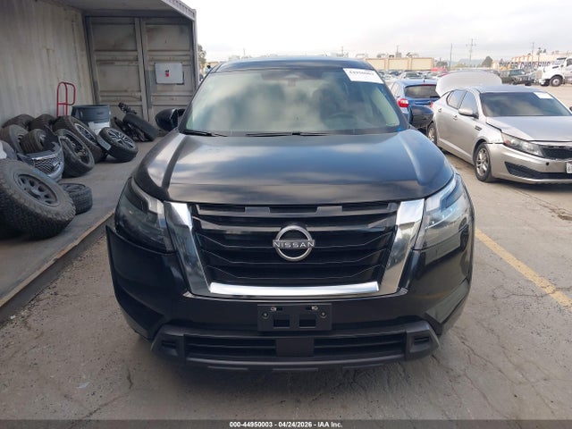 Nissan Pathfinder S Fwd