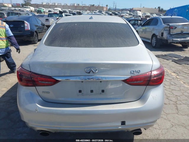 INFINITI Q50 3.0t Luxe