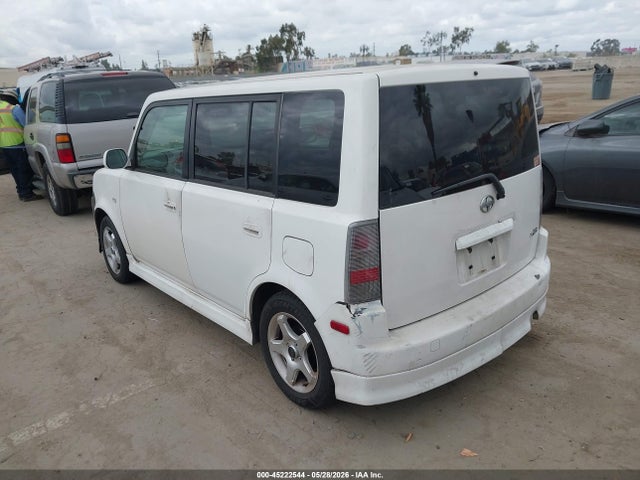 Scion xB