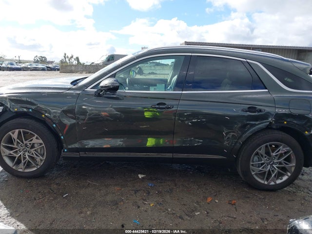Genesis GV70 2.5t Awd