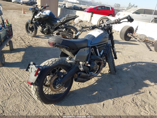 Ducati Scrambler Desert Sled
