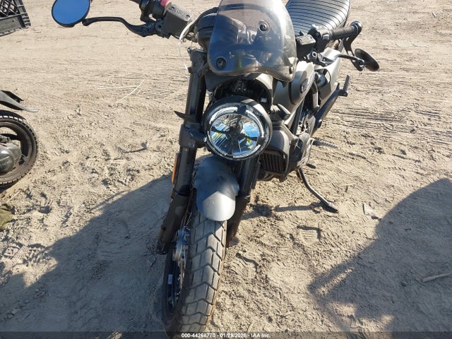 Ducati Scrambler Desert Sled