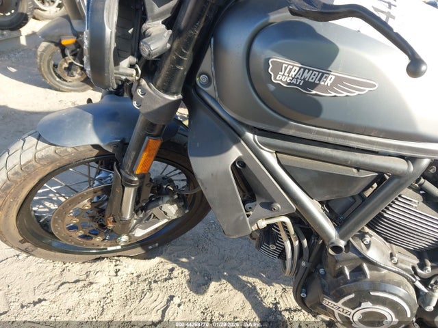 Ducati Scrambler Desert Sled