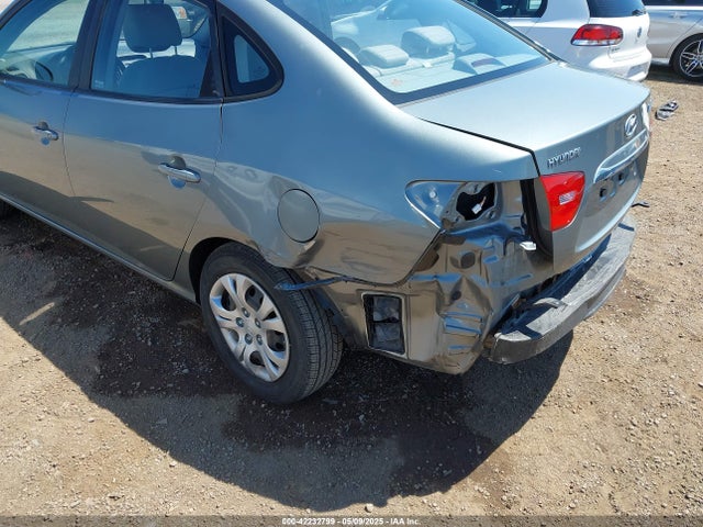 Hyundai ELANTRA Blue