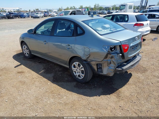 Hyundai ELANTRA Blue
