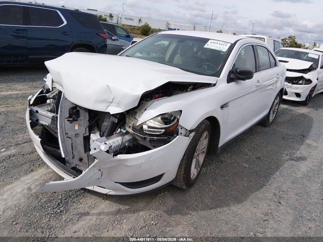 Ford Taurus Se