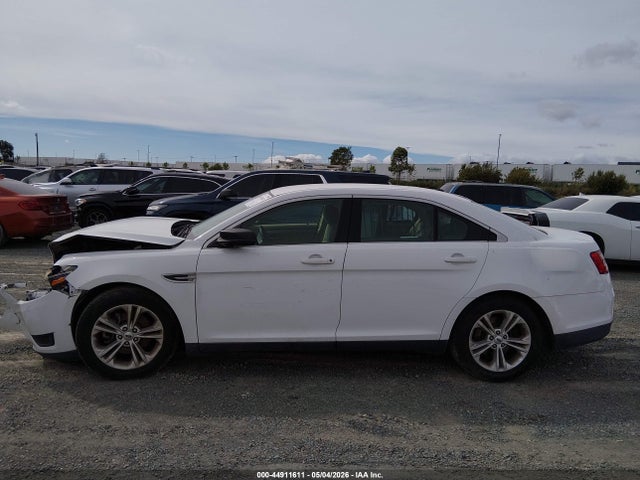 Ford Taurus Se