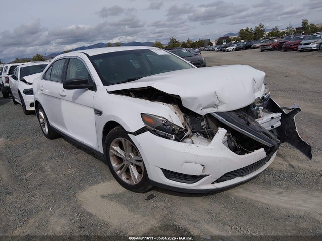 Salvage Ford Taurus Image