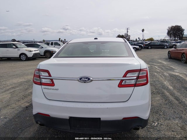 Ford Taurus Se