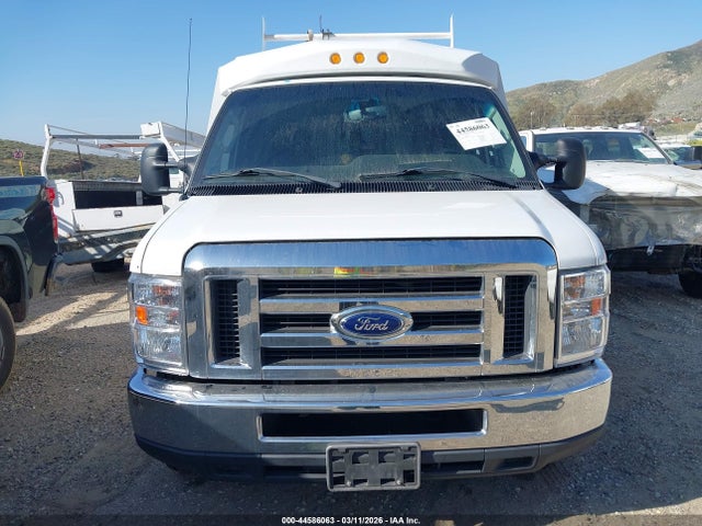 Ford E-350