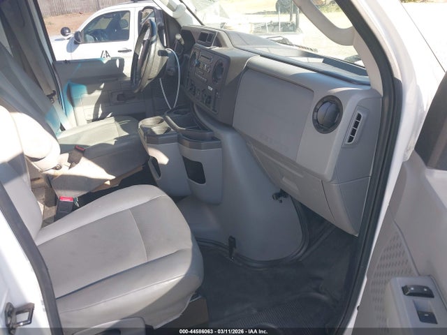 Ford E-350