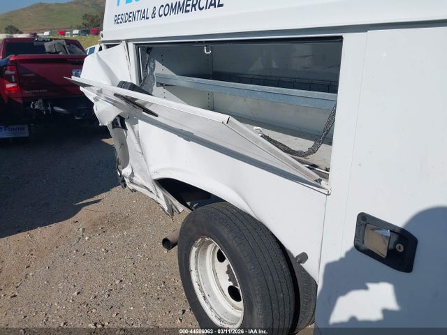 Ford E-350
